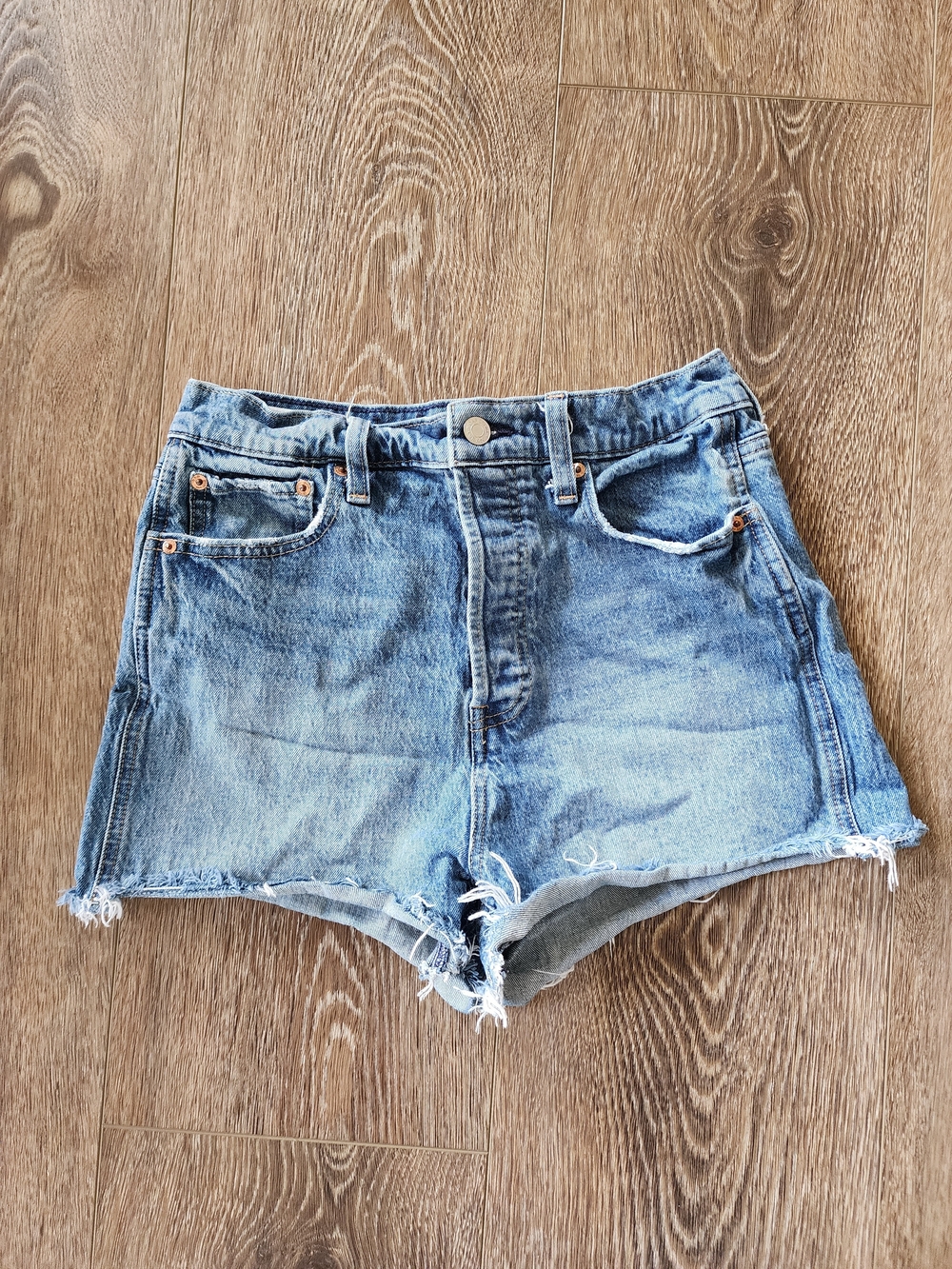 GAP Cheeky Short Sky High Size 29/8
